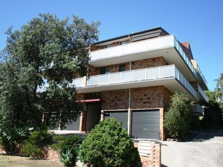 TOP FLOOR GEM, PRIME LOCATION- 10