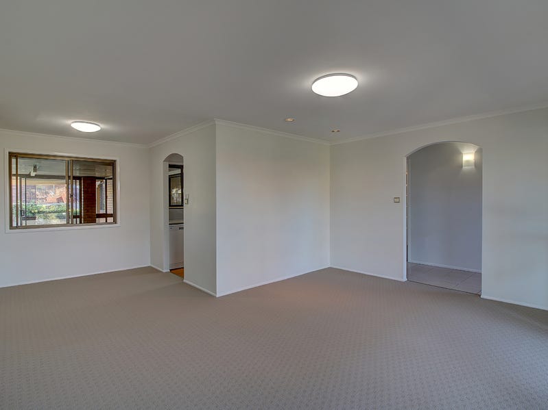 LEASED- RENOVATED 3 BEDROOM FAMILY 5