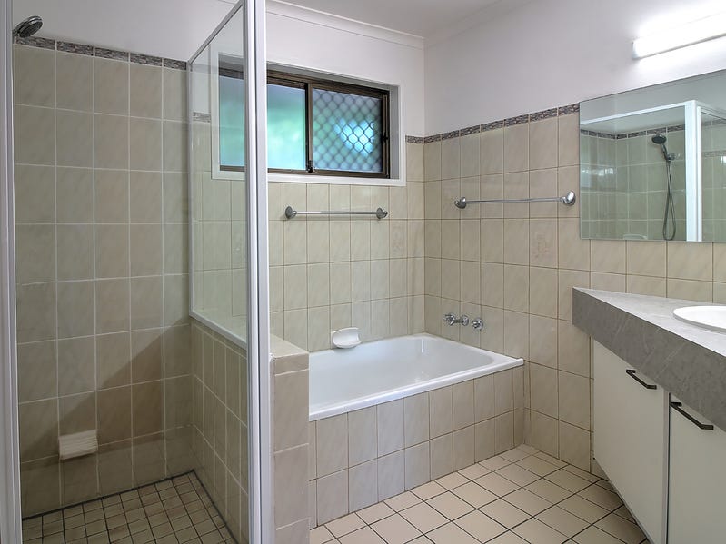 LEASED- RENOVATED 3 BEDROOM FAMILY 13