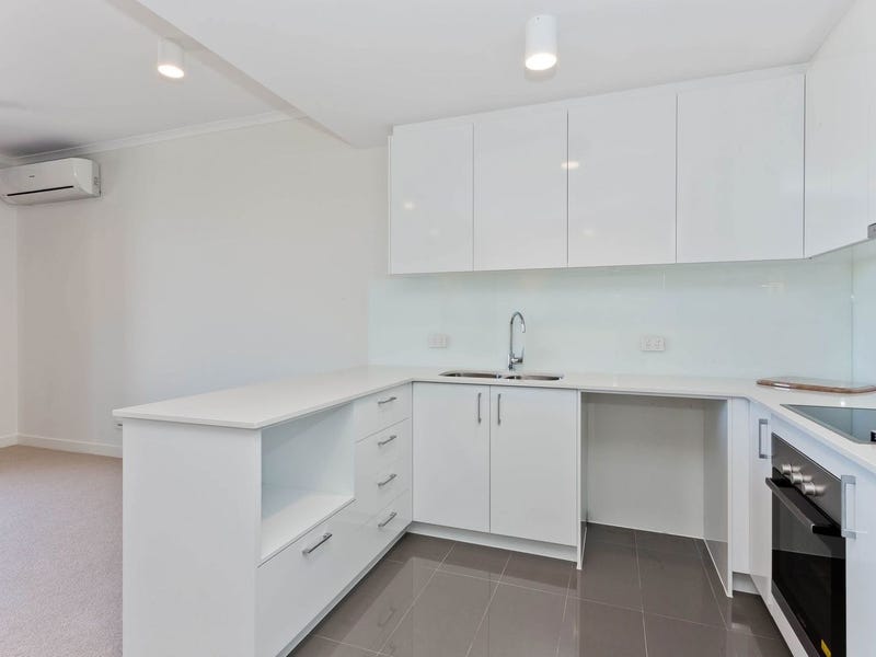 Stylish & conveniently located Highgate 6