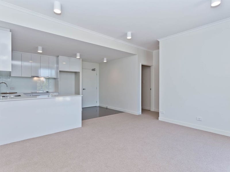 Stylish & conveniently located Highgate 9