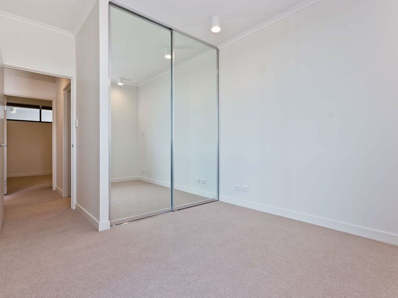 Stylish & conveniently located Highgate 10