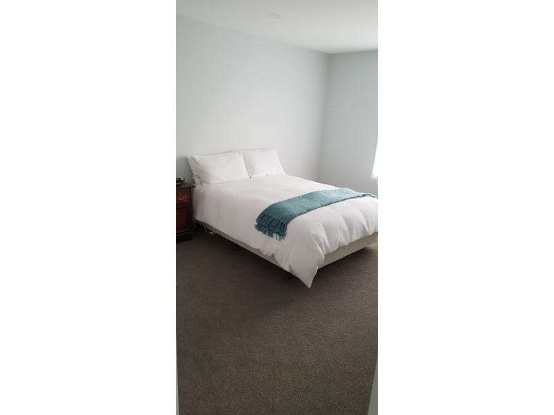 PORT FAIRY CENTRAL SPACIOUS 2 3