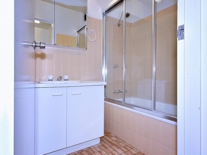 Air Conditioned Centrally Located Apartment 5