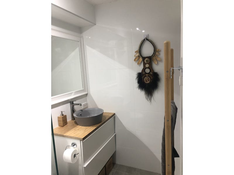 Freshly Renovated Ground Floor Unit 3