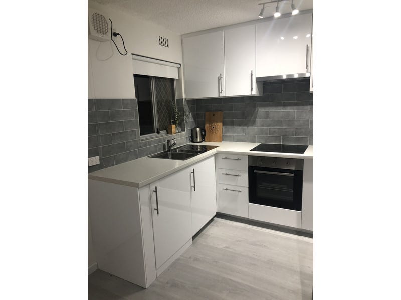 Freshly Renovated Ground Floor Unit 4