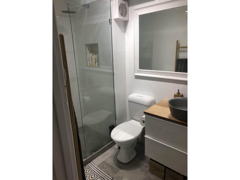 Freshly Renovated Ground Floor Unit 6