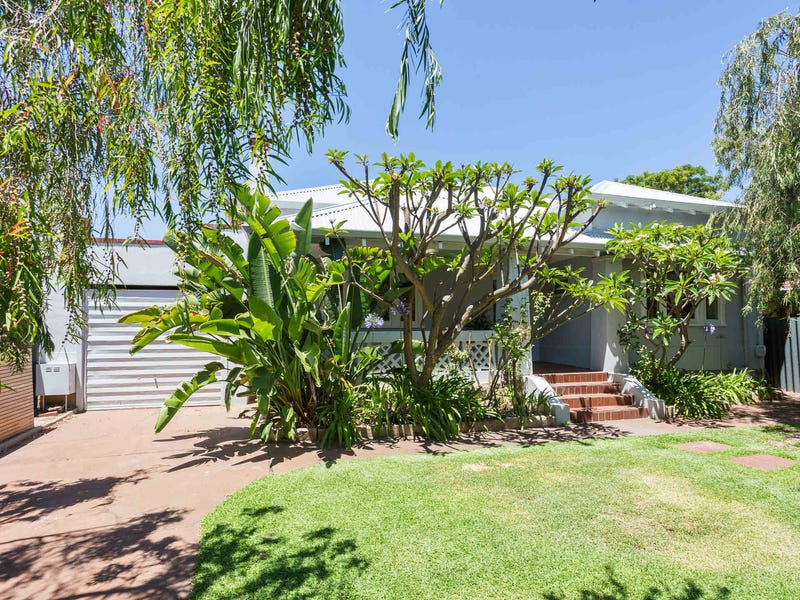 Large Family Home – Charming 3