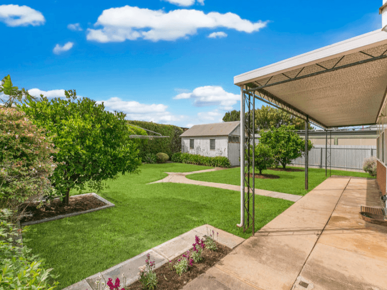 3 Bedroom Family Home in 4