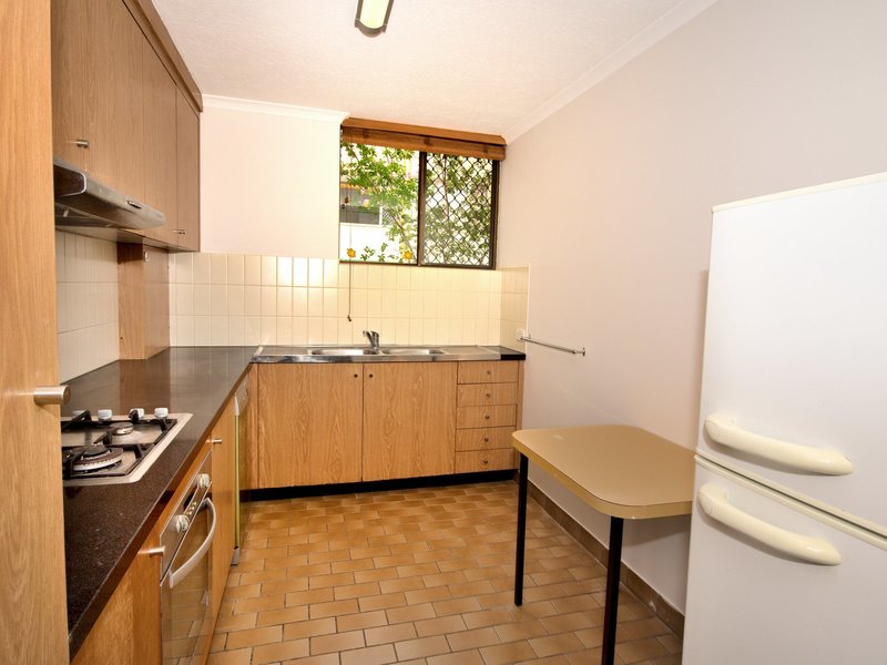 Air Conditioned Centrally Located apartment 3