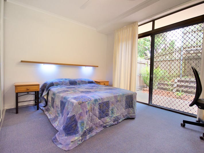 Air Conditioned Centrally Located apartment 6