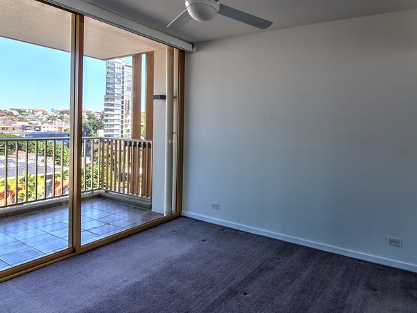 1 Bedroom Great location and 6