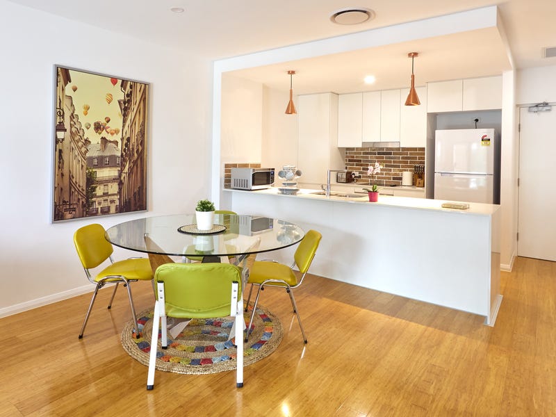 FULLY FURNISHED $470 PER WEEK 2