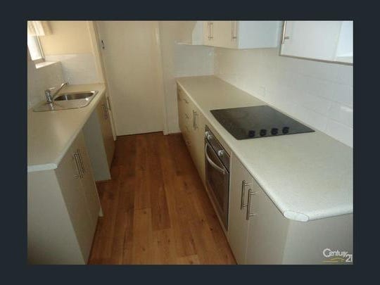 Modern Unit with Sea Views 5