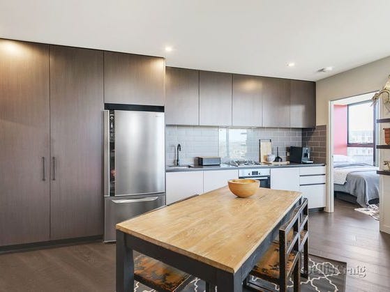 2 bed 2 bath with 9