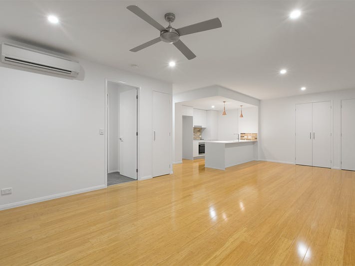 3 Bedroom Executive Apartment for 2