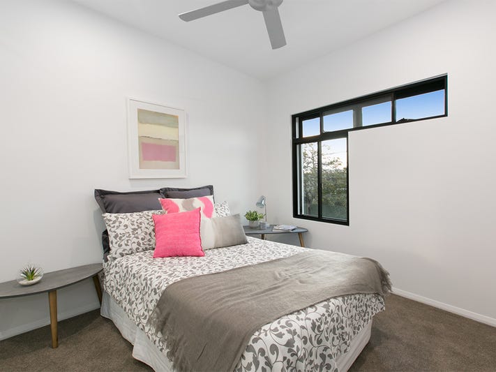 Executive Apartment – $450 per 4