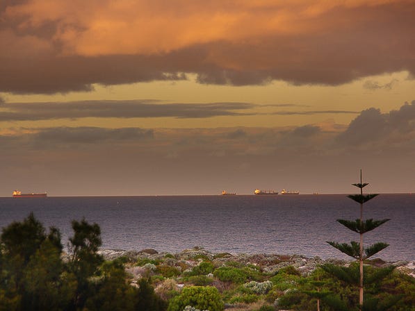 TownHouse Unfurnished Uninterrupted Ocean Views 17