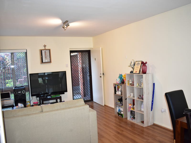 2 Bedroom Unit in Como 2