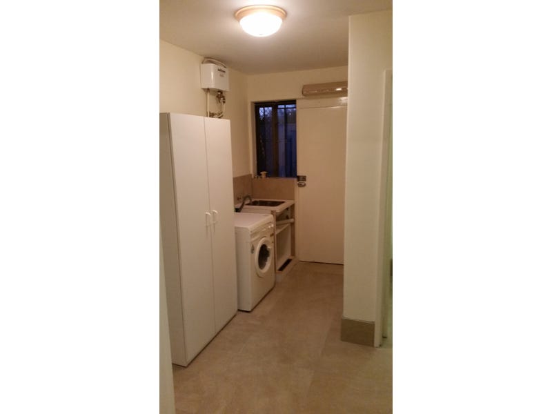 2 Bedroom Unit in Como 3