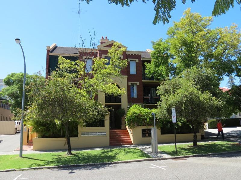 F/Furn 2-BR apartment, ground floor 12