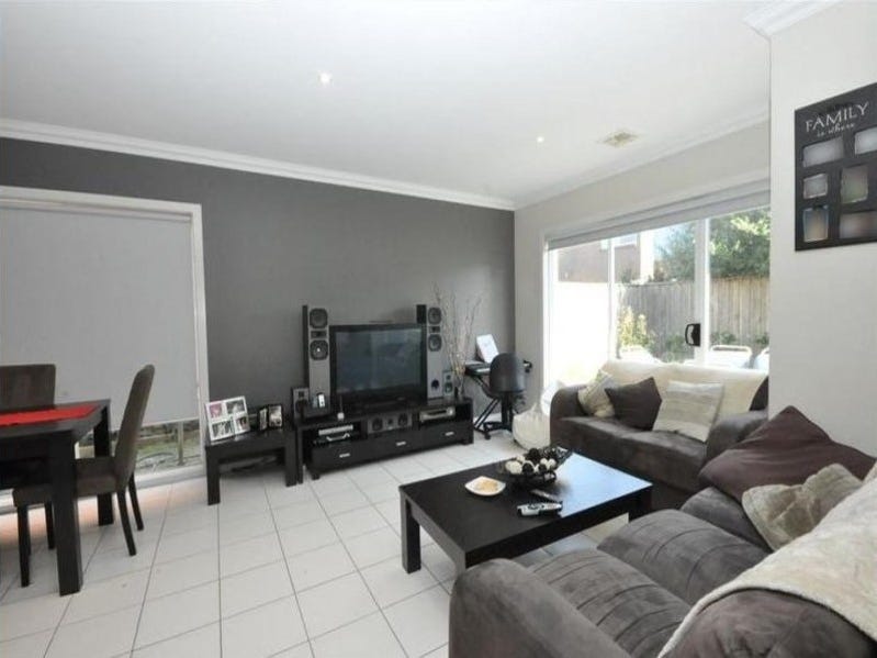 COMFORTABLE AND MODERN STYLE LIVING 5
