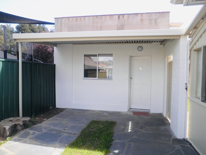 Neat inner city 2 bedroom flat