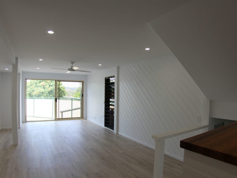 2 BEDROOM PLUS STUDY RENOVATED 3