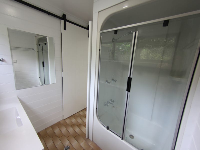 2 BEDROOM PLUS STUDY RENOVATED 9