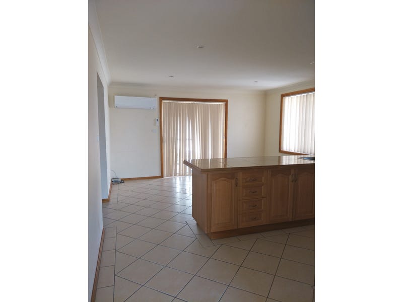 SPACIOUS 2 BEDROOM UNIT 6