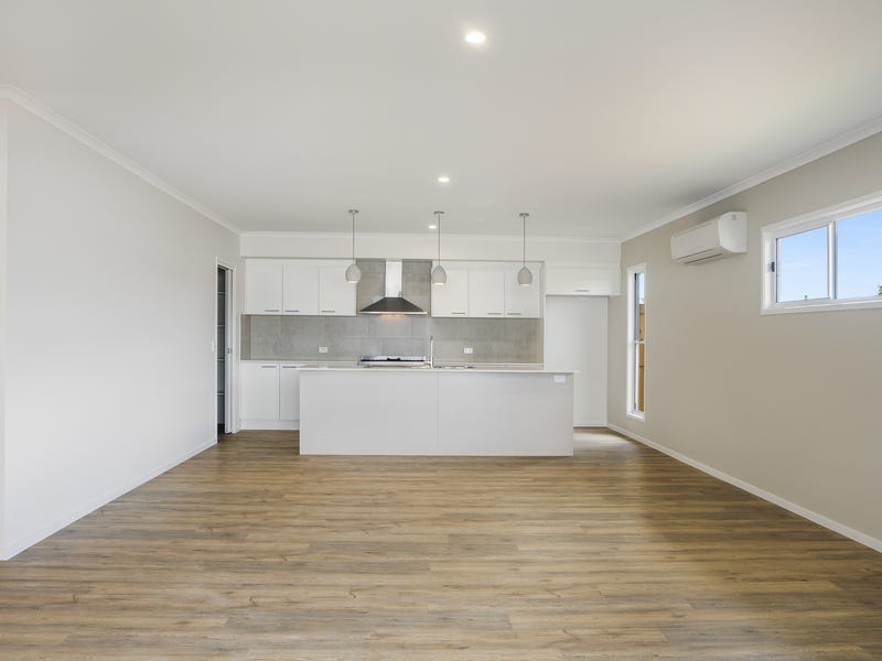 Spacious and Elevated Woombye Duplexes 6