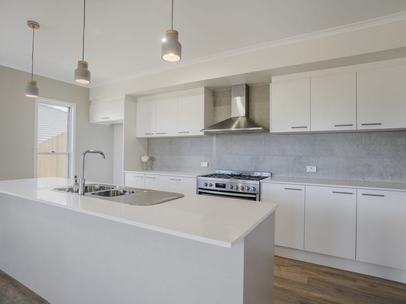 Spacious and Elevated Woombye Duplexes 11