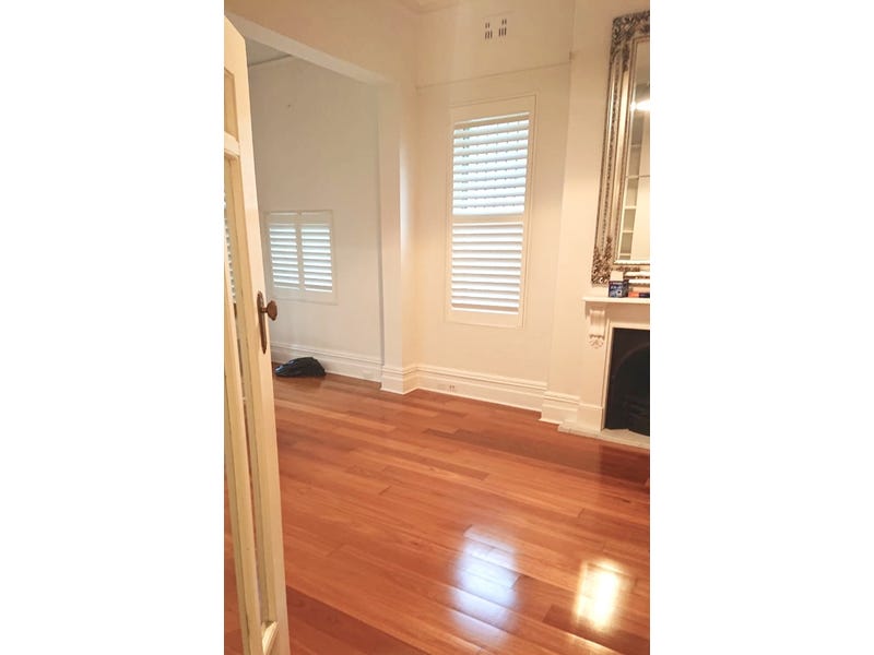 MODERN 2 BEDROOM 2 BATHROOM 6
