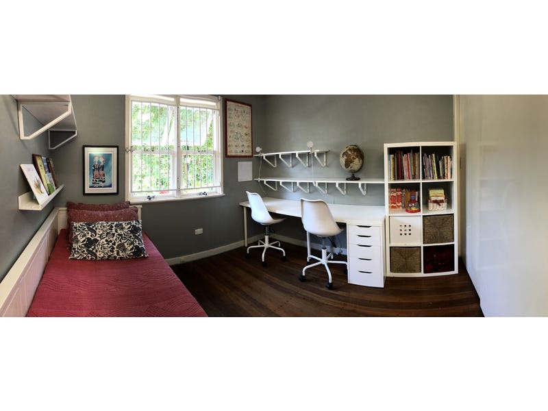 Expansive Light-filled 5 bedroom with 24
