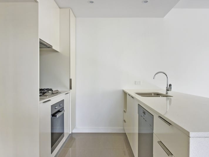 ** Leased ** 2bm, 2bath, 8