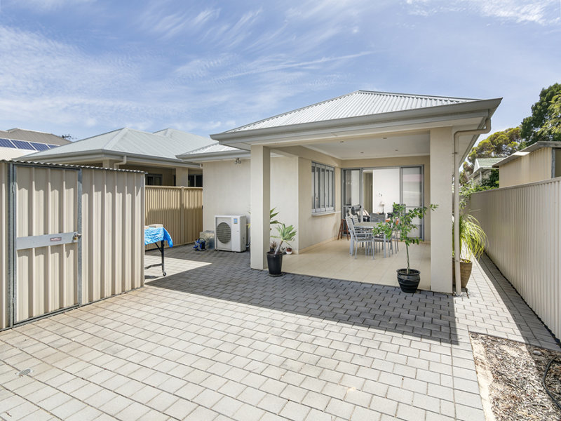 Stunning 3 bedroom low maintenance 16