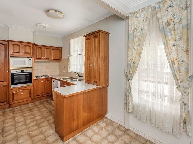 Country style living in Bellfield 3