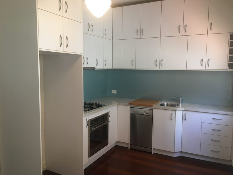 UNDER OFFER. INSPECTION CANCELLED