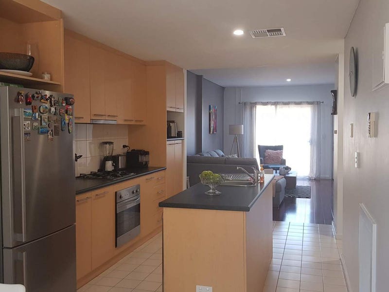Conveniently located Townhouse situated in 3