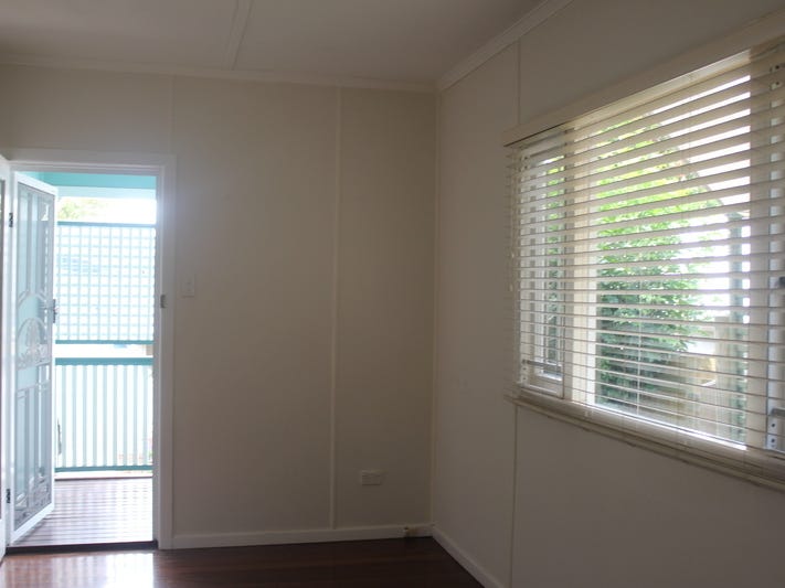 House close to the Beach 7