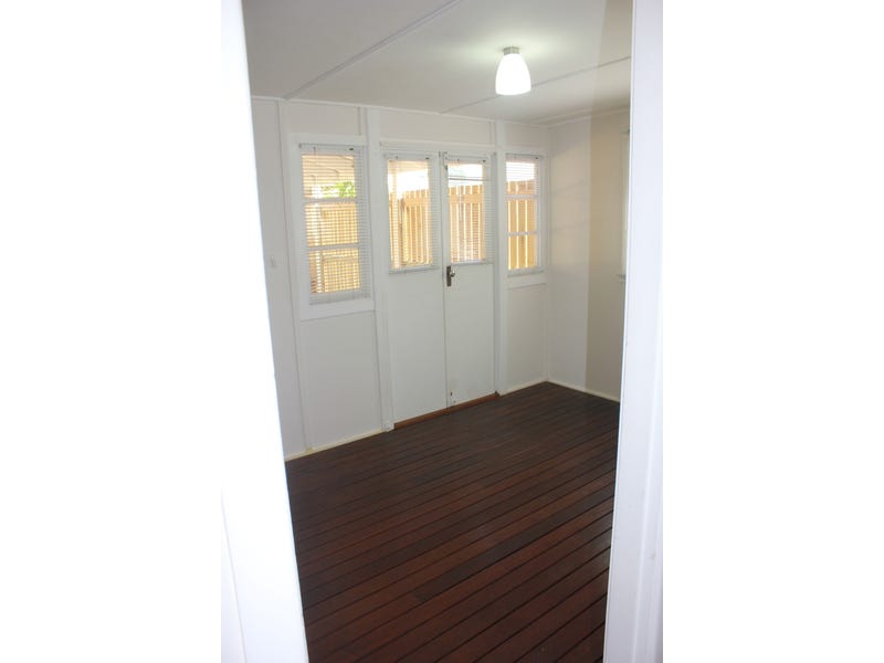 House close to the Beach 13