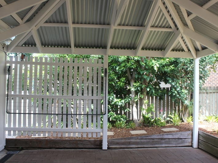 House close to the Beach 15