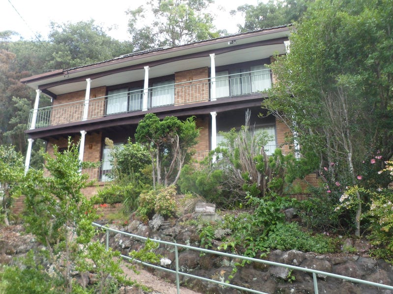 House 4BR or two homes 19