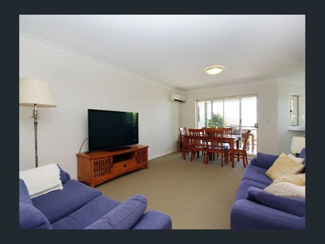 Newly renovated kitchen in spacious 5