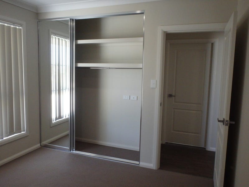 Near new executive style unit 3