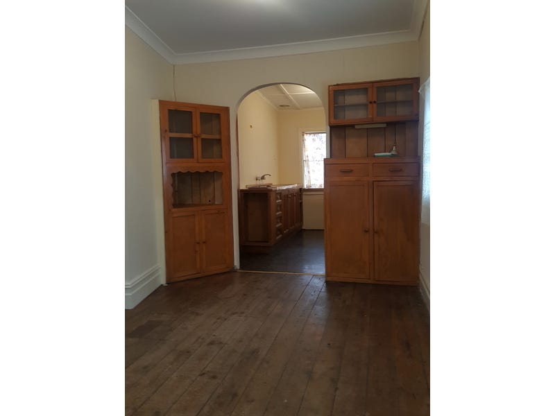 Home in a great location 10