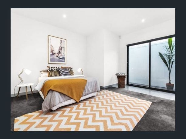 Beautiful North Melbourne Townhouse 9