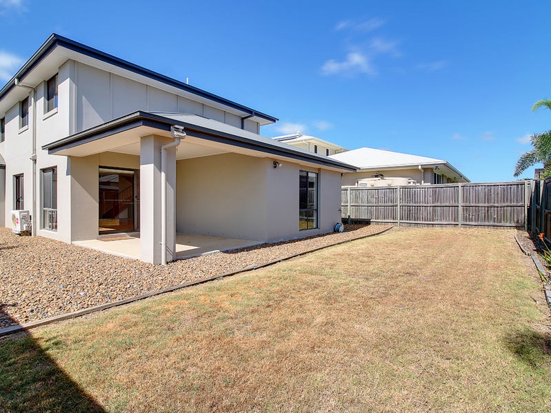 Family Home in Mansfield High 16