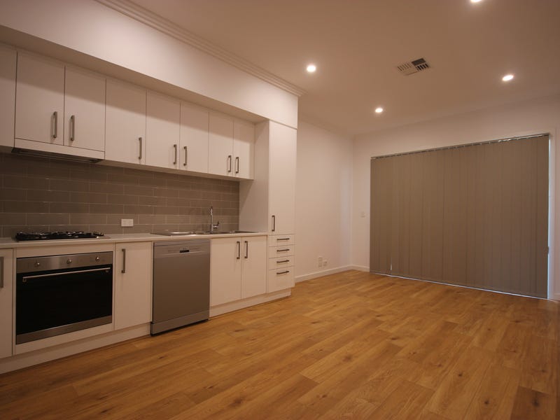 Brand NEW 3 bedroom townhouse 2