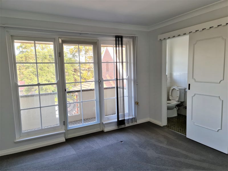 2 Bed, 2 Bath Larger 11